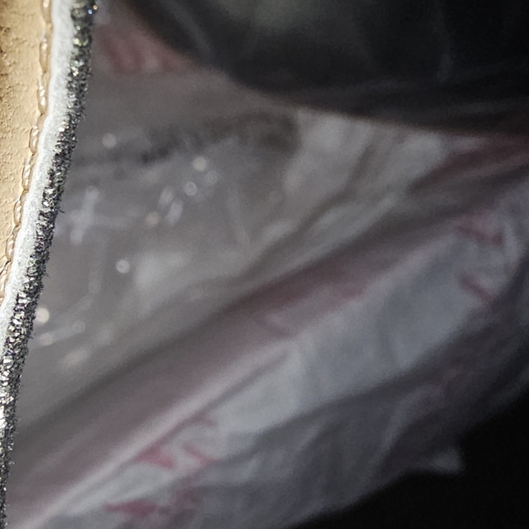 Andrew Stevens Leather Slingback Pumps - Picture 5 of 5